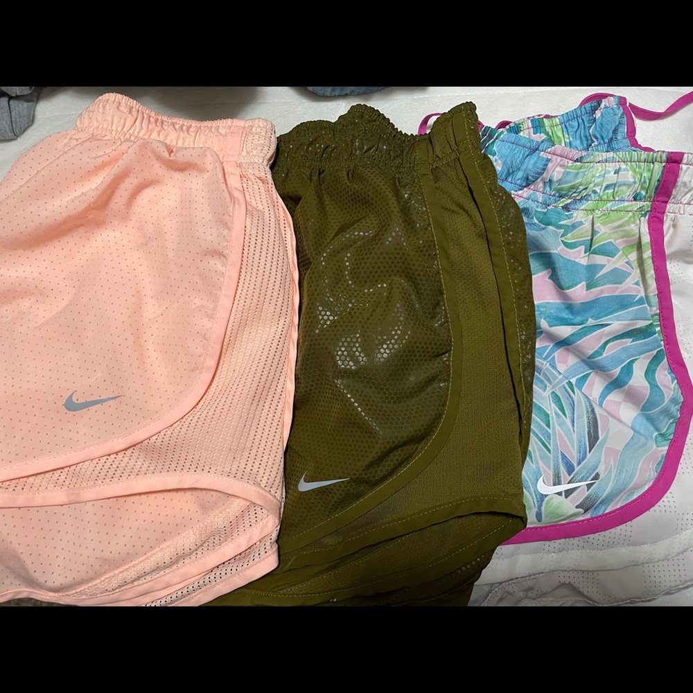 Nike shorts sz small (3 pairs)